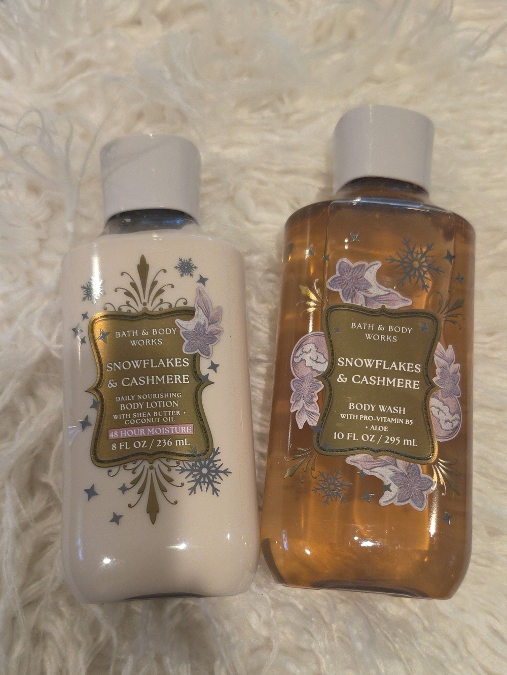 Bundle Bath & Body Works Snowflakes & Cashmere Lotion & Body Wash White & Amber